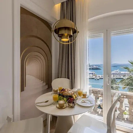 Seafront Luxury Kate, With Balcony * Σπλιτ